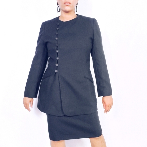 Skirt Suit - Picture 5 of 11